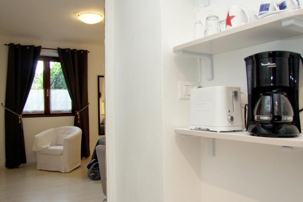 Apartamento Monolocali In Casa Con Giardino Bellagio Exterior foto